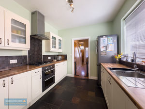 Kitchen- click for photo gallery